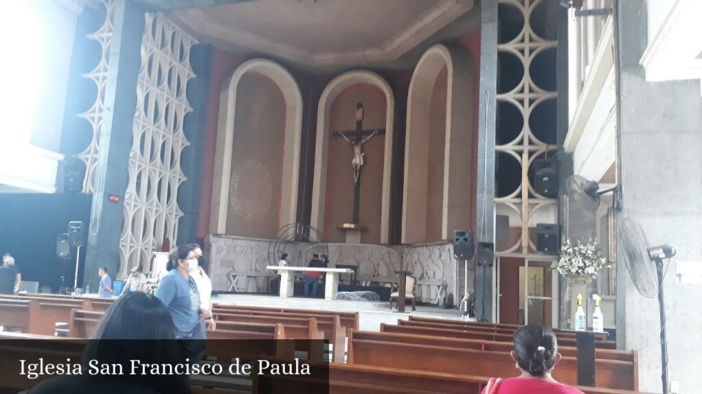 Iglesia San Francisco de Paula - Ciudad Santa Catarina (Nuevo León)