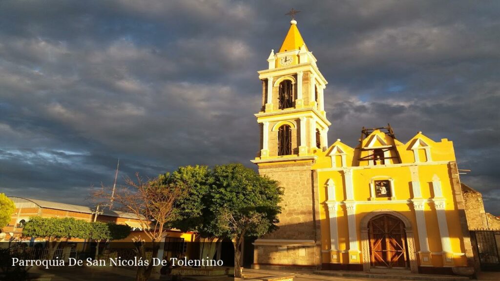 Parroquia de San Nicolás de Tolentino - Huehuetlán el Chico (Puebla)