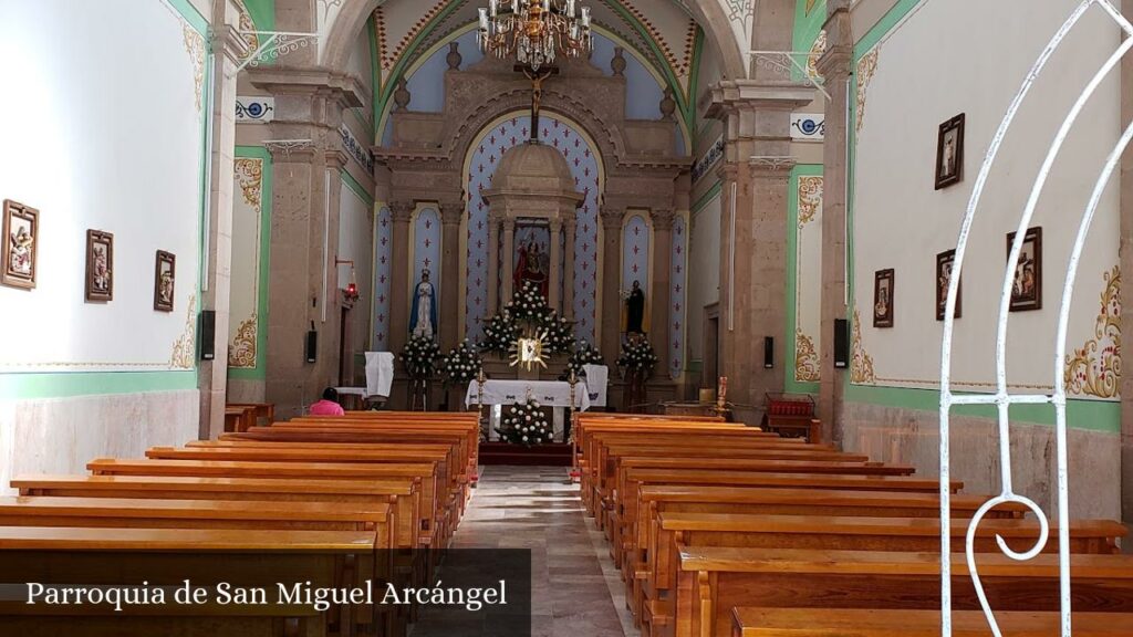 Parroquia de San Miguel Arcángel - Maravatío de Ocampo (Michoacán)