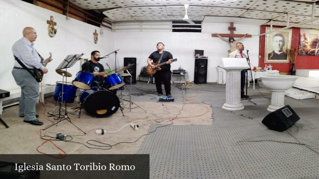 Iglesia Santo Toribio Romo - Mexicali (Baja California)