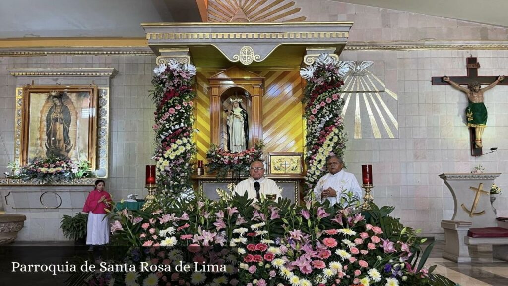 Parroquia de Santa Rosa de Lima - Los Reyes de Salgado (Michoacán)