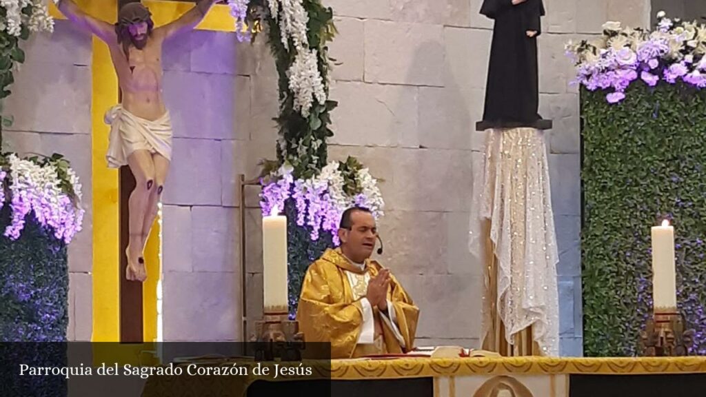 Parroquia del Sagrado Corazón de Jesús - Nueva Rosita (Coahuila de Zaragoza)