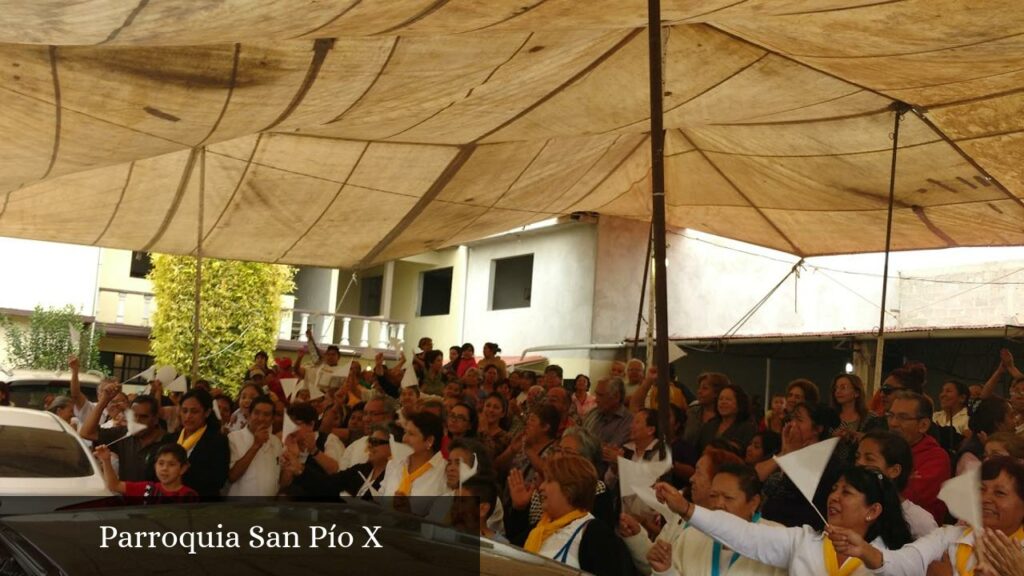 Parroquia San Pío X - San Pablo de las Salinas (Estado de México)